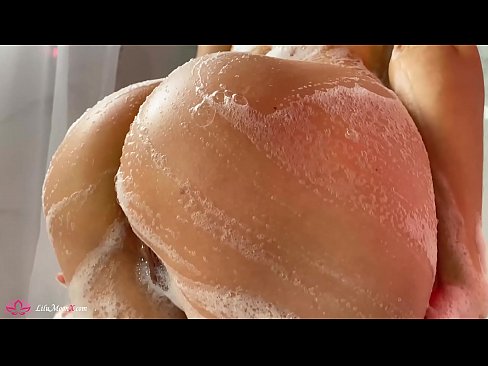 ❤️ Brunette, Duşda Güclü Orgazm Vermək üçün Vibratorla Pişiyi Mastürbasyon Etdirir ️❌ Keyfiyyətli seks bizdə ❌❤